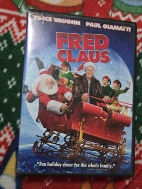 🍿2 For $8🍿Fred Claus (DVD) - Holiday Comedy - Blue & Red